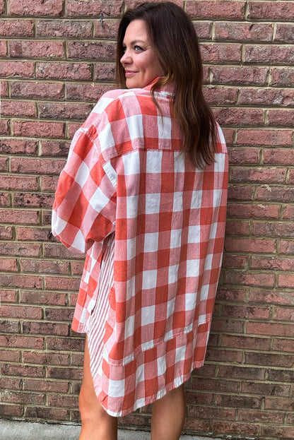 Robe chemise oversize rose à carreaux avec manches bouffantes et ourlet arrondi