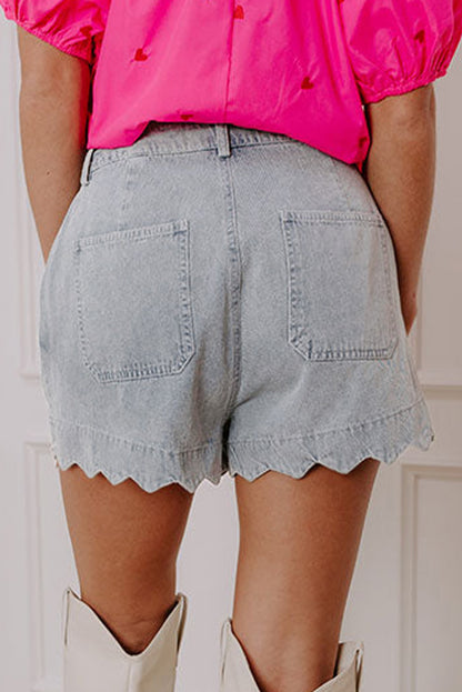 Short en jean taille haute délavé bleu crépuscule à ourlet festonné