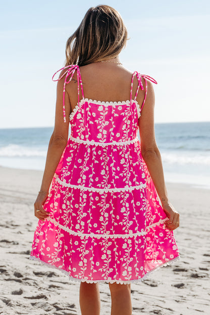 Mini-robe sans manches à imprimé floral rose et volants ric-rac
