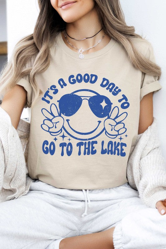 ITS A GOOD DAY TO GO TO THE LAKE Graphic Tee