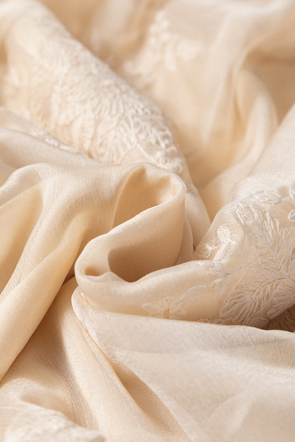 Jupe longue fluide en tulle brodé couleur avoine