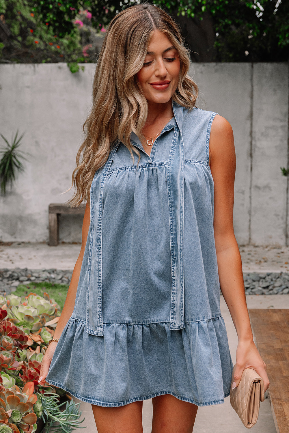 Robe sans manches en chambray volantée à nœud papillon bleu sarcelle véritable