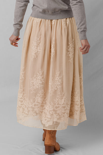 Jupe longue fluide en tulle brodé couleur avoine