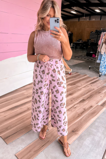 Pantalon ample rose à imprimé léopard et poches plaquées avec cordon de serrage
