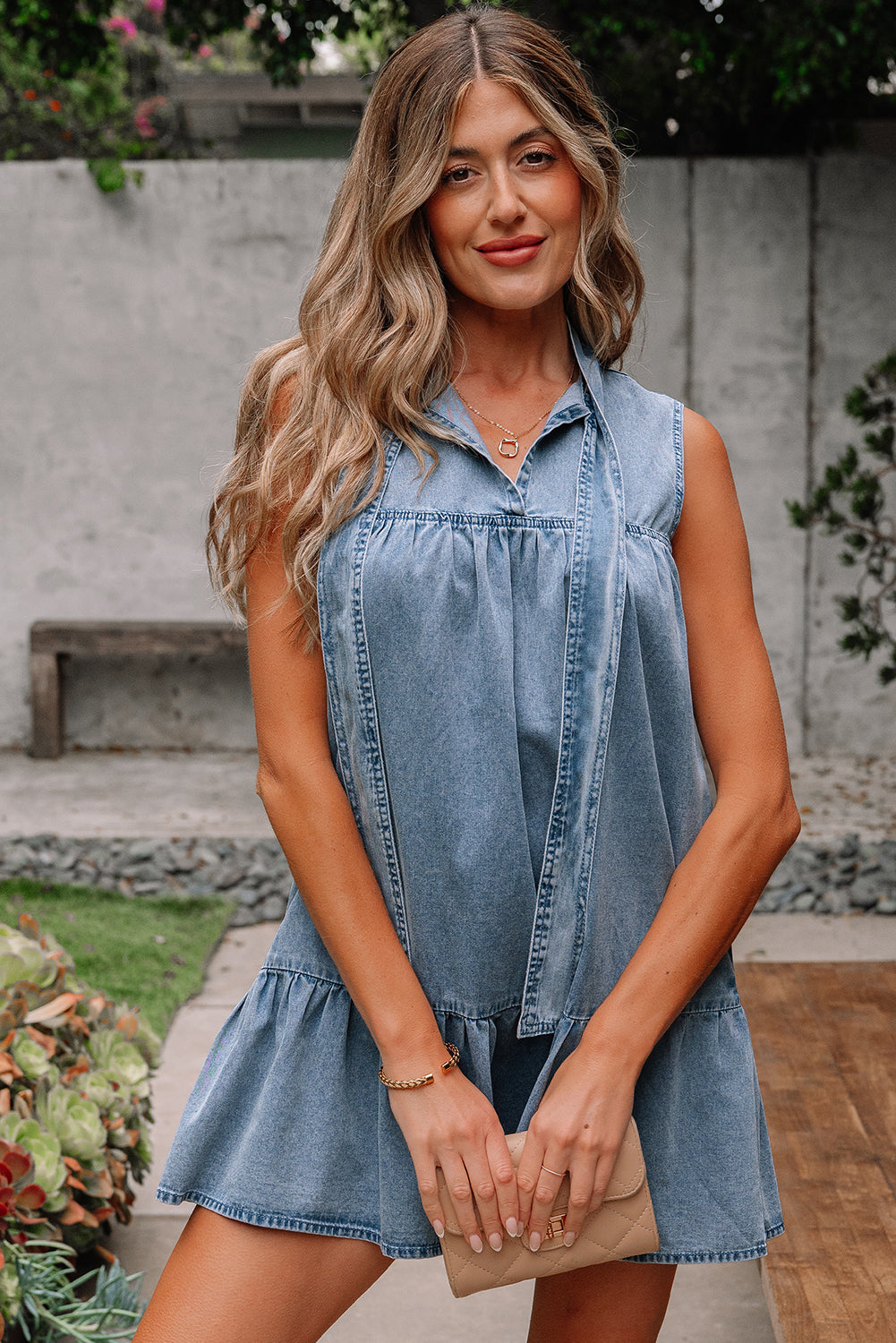 Robe sans manches en chambray volantée à nœud papillon bleu sarcelle véritable