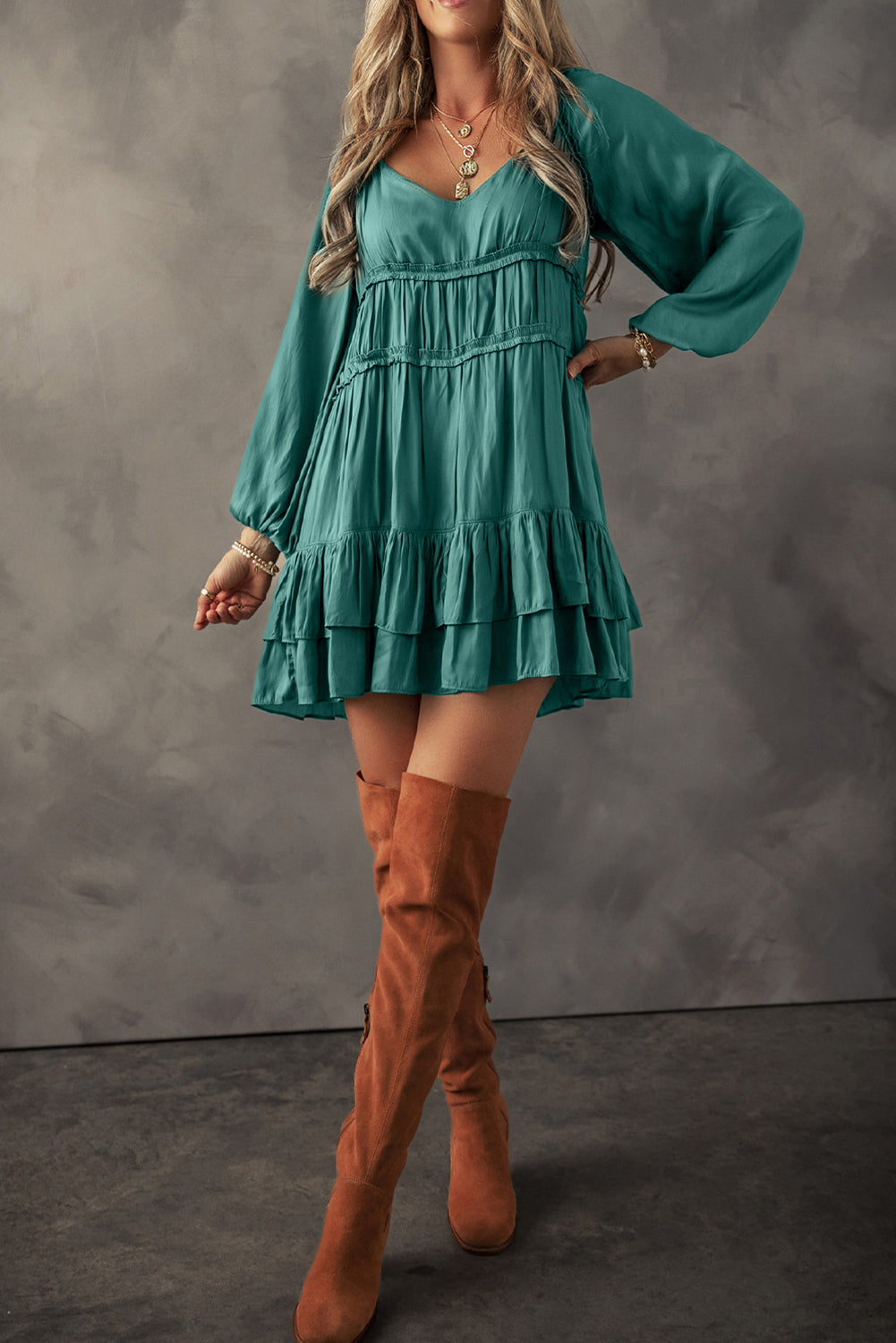 Robe Courte Évasée et Ample Manches Bouffantes à Volants Étagés Vert Brume