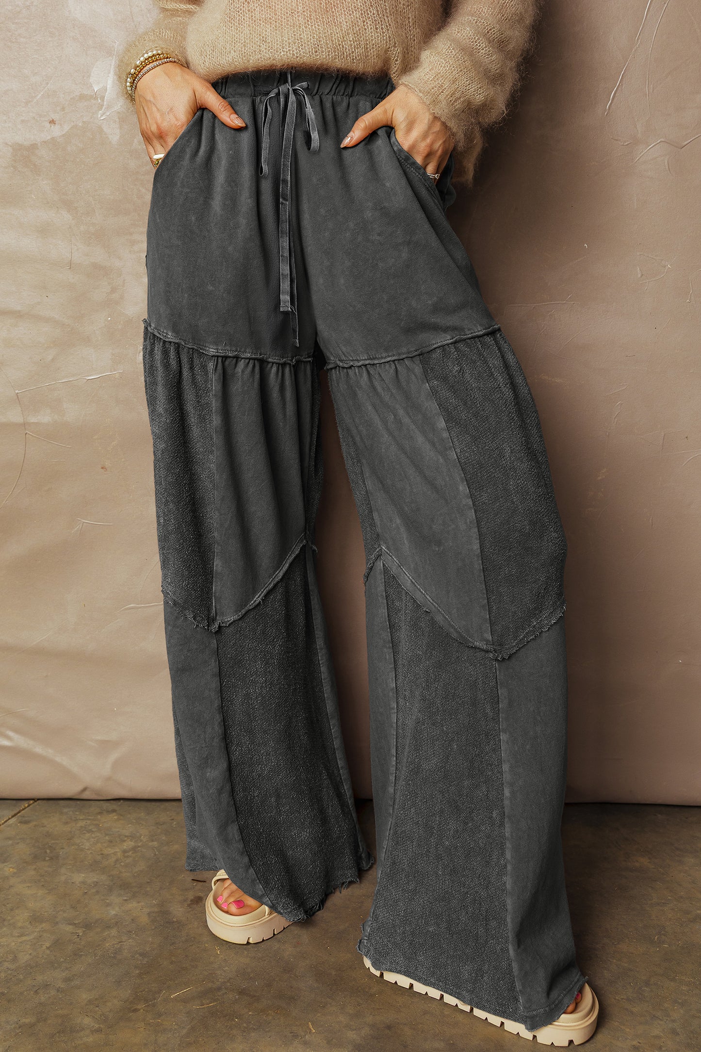 Pantalon ample à cordons en patchwork, superpositionné, noir délavé minéral