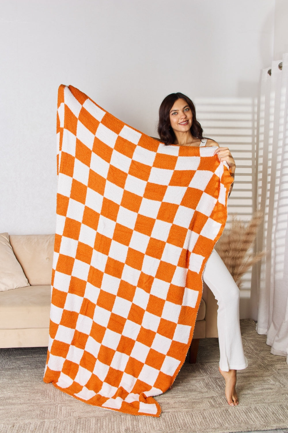 Cuddley Checkered Decorative Throw Blanket