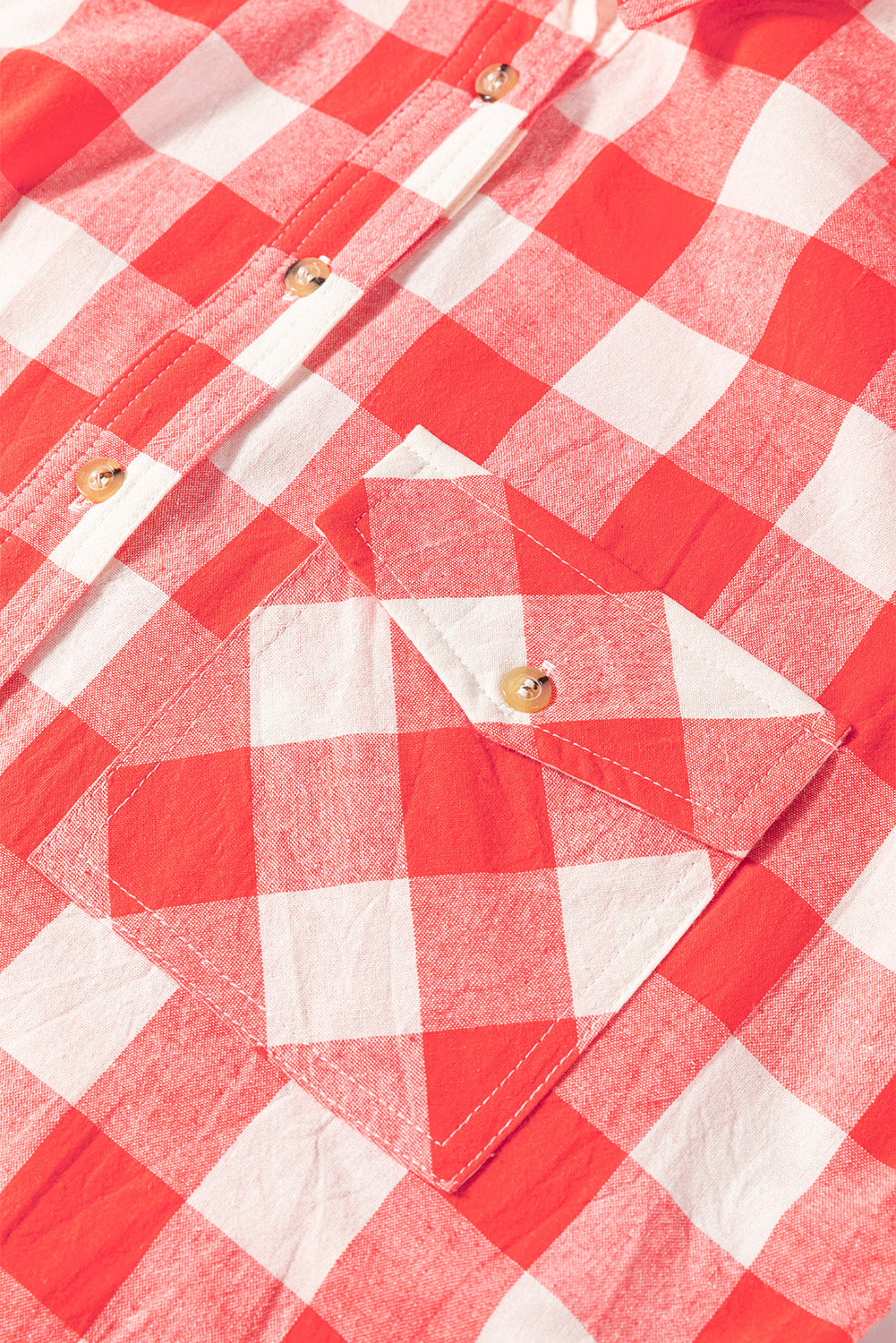 Robe chemise oversize rose à carreaux avec manches bouffantes et ourlet arrondi