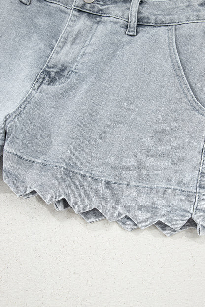 Short en jean taille haute délavé bleu crépuscule à ourlet festonné